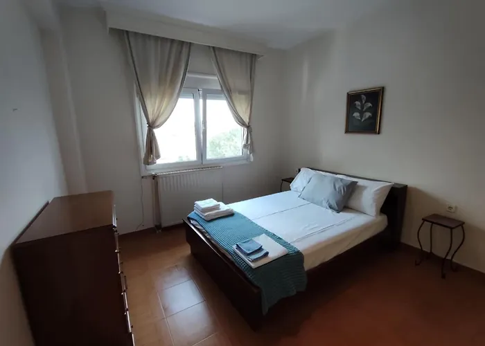 Elena's Appartamento Néa Fókaia